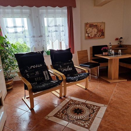 Ferienwohnung Am Oepitzer Berg Pößneck Extérieur photo