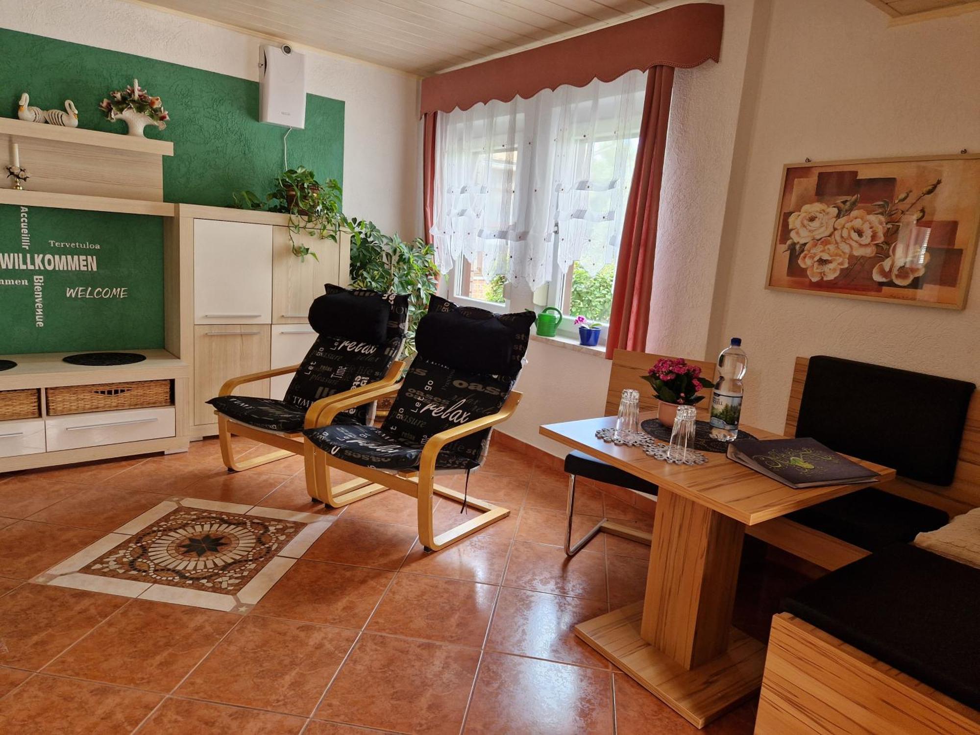 Ferienwohnung Am Oepitzer Berg Pößneck Extérieur photo