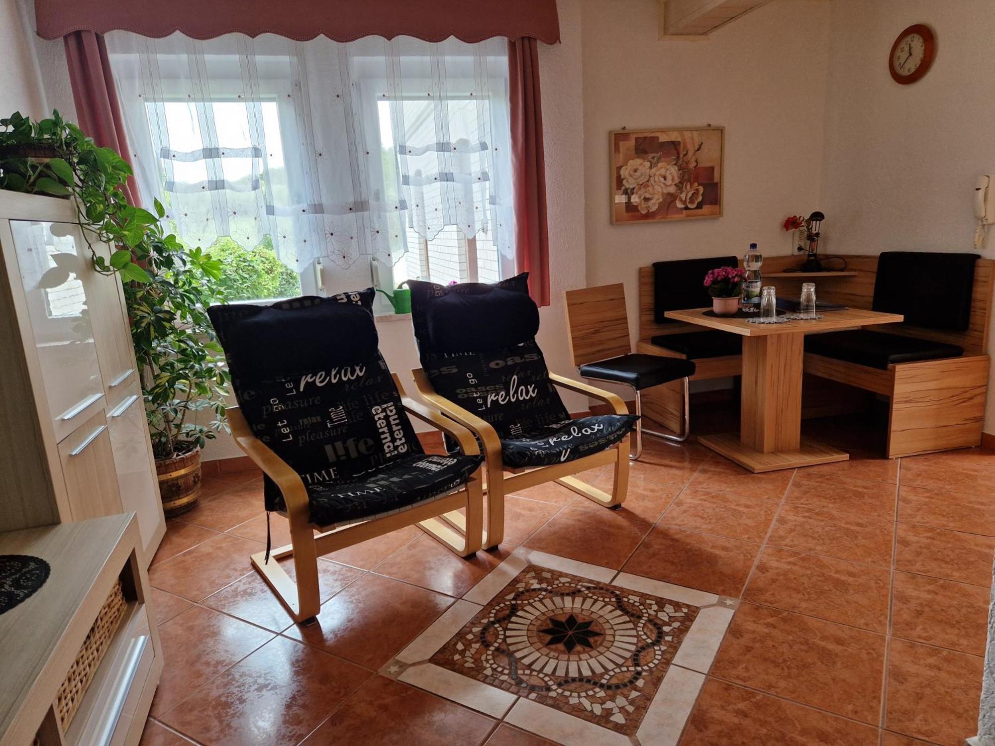 Ferienwohnung Am Oepitzer Berg Pößneck Extérieur photo